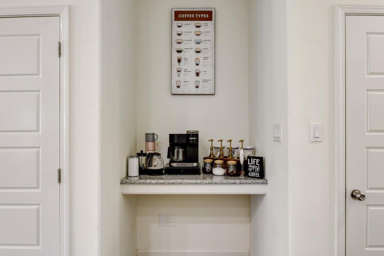 Family Stay! Near Downtown, Coffee Bar, King Bed San Antonio Esterno foto