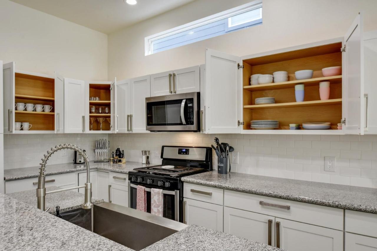 Family Stay! Near Downtown, Coffee Bar, King Bed San Antonio Esterno foto